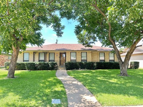 5823 Marview Ln, Dallas, TX, 75227-2830 | Card Image
