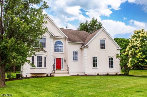 1 Fiddlers Way, Sparta, NJ, 07871-3466 | Card Image