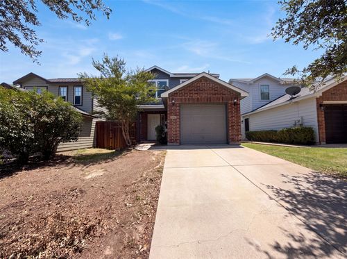 825 Village Point Ln, Fort Worth, TX, 76108-4617 | Card Image