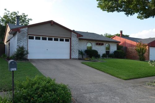 10207 Sweet Gum St, Dallas, TX, 75249-1520 | Card Image