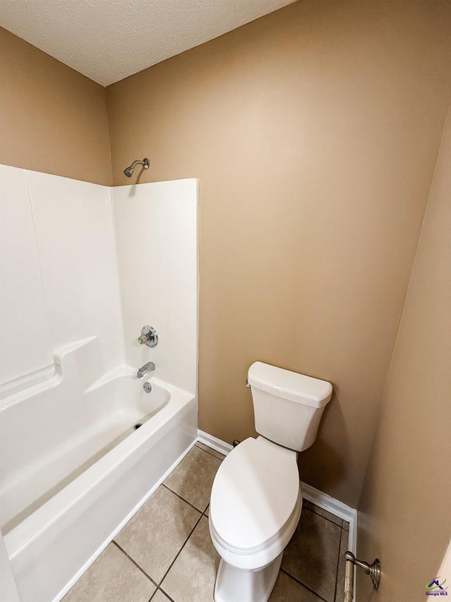 304 Spring Creek Dr, House other with 3 bedrooms, 2 bathrooms and null parking in Perry GA | Image 7