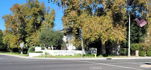 240-23515 Lyons Ave, Valencia, CA, 91355-3027 | Card Image