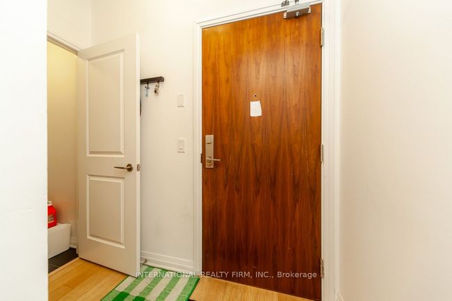 318 - 8 Mercer St, Condo with 1 bedrooms, 1 bathrooms and null parking in Toronto ON | Image 29
