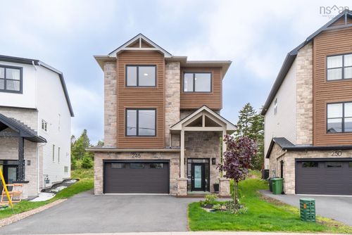246 Talus Ave, Bedford, NS, B4B2G3 | Card Image