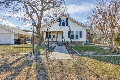 435 Elm St, Palo Pinto, TX, 76484-1500 | Card Image