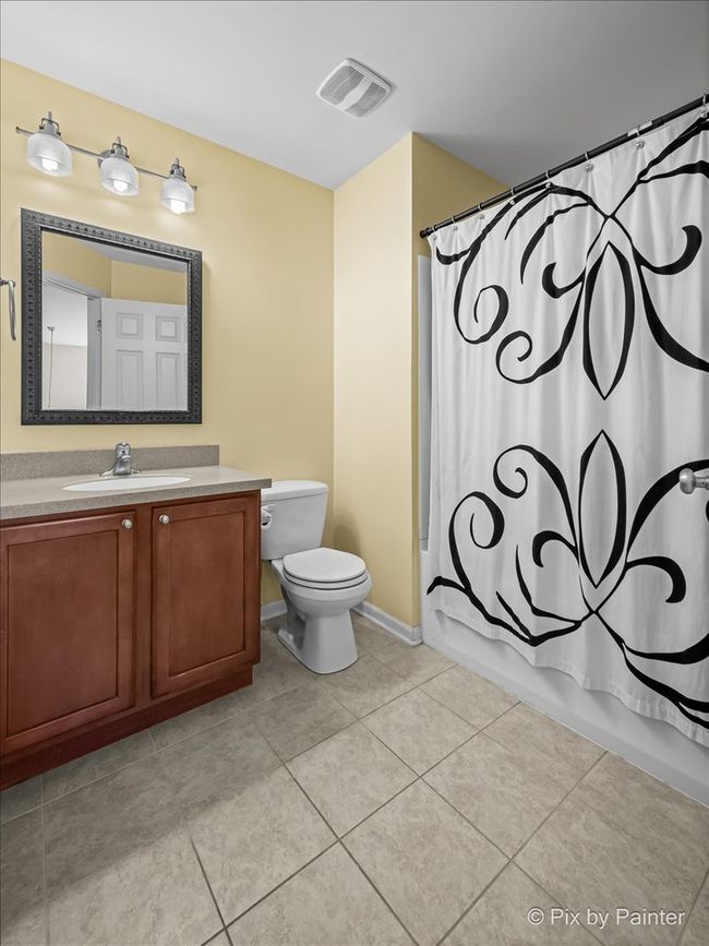 292 Longview Dr, House other with 3 bedrooms, 3 bathrooms and 2 parking in Elgin IL | Image 14