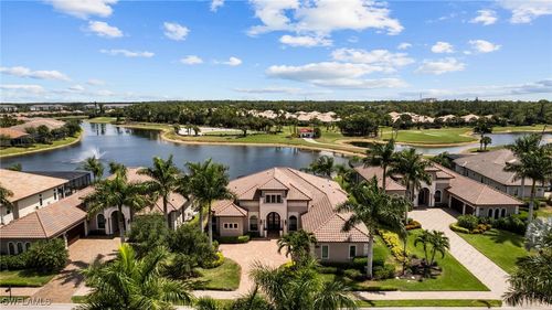 6597 Costa Cir, NAPLES, FL, 34113-1711 | Card Image