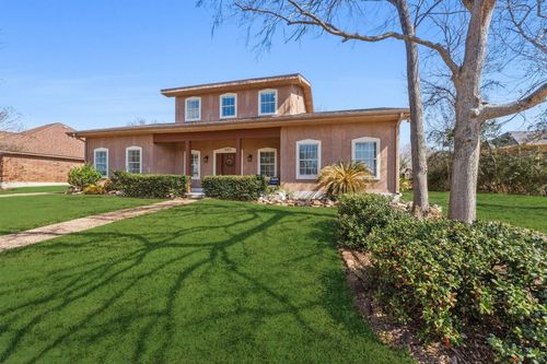 7083 Edgewater Dr, Willis, TX, 77318-9102 | Card Image