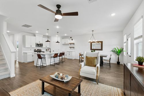 422 Monarch Trail, Huntsville, TX, 77340 | Card Image