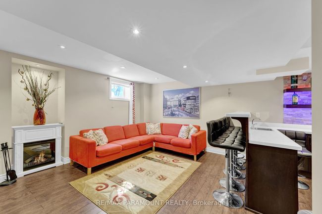 8 Eaglelanding Dr, House other with 5 bedrooms, 5 bathrooms and 2 parking in Brampton ON | Image 41