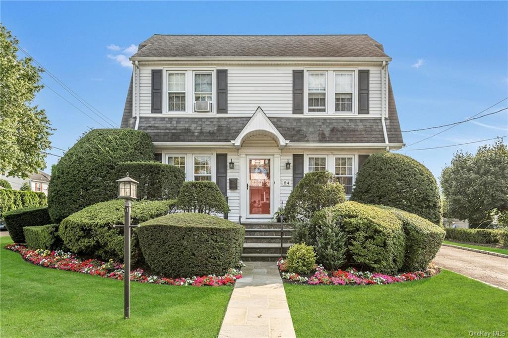 Locust Ave, Scarsdale, NY 10583