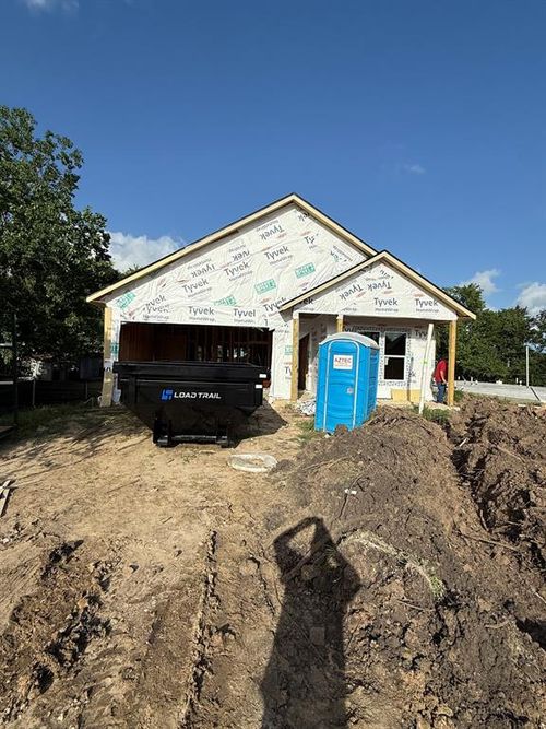 909 Santa Anna Ln, La Porte, TX, 77571-9544 | Card Image