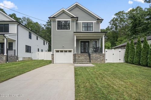 13 Thomas Ln, Morganville, NJ, 07751-9769 | Card Image