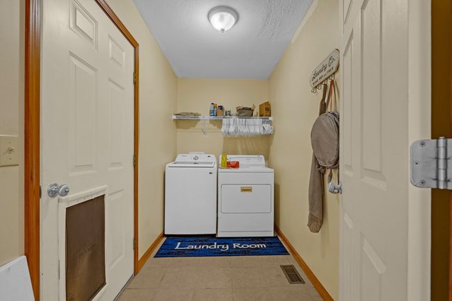 108 W Bobcat Ln, House other with 3 bedrooms, 2 bathrooms and 2 parking in Wilder TN | Image 26
