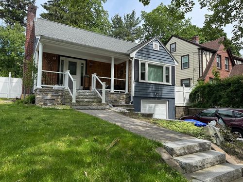 181 Bonad Rd, Brookline, MA, 02467 | Card Image