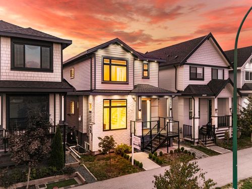 19433 70 Ave, Surrey, BC, V4N1N2 | Card Image