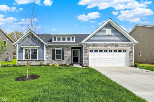 7136 Jackson Dr, Cumberland, IN, 46229-4143 | Card Image