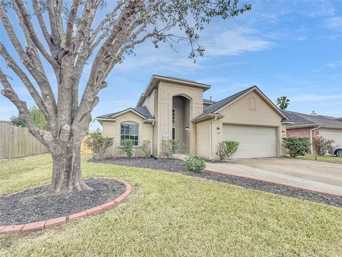 10623 Redwood Dr, Baytown, TX, 77523-0893 | Card Image