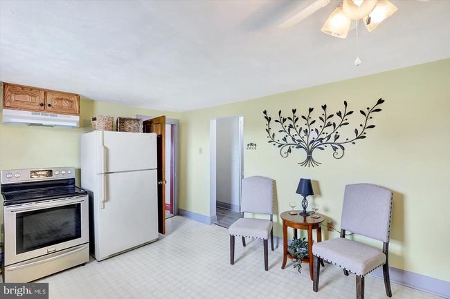 70 N Main St, House other with 3 bedrooms, 2 bathrooms and null parking in SPRING GROVE PA | Image 16