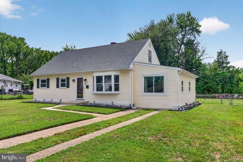 3 Walden Rd, MARLTON, NJ, 08053-2248 | Card Image