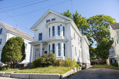 17 Myrtle St, Lowell, MA, 01850-2531 | Card Image