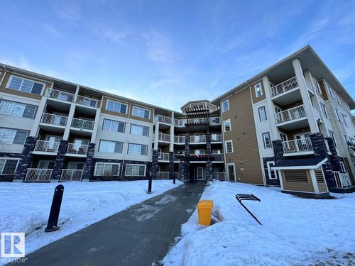 3670 139 Ave Nw, Edmonton, AB, T5Y3N5 | Card Image