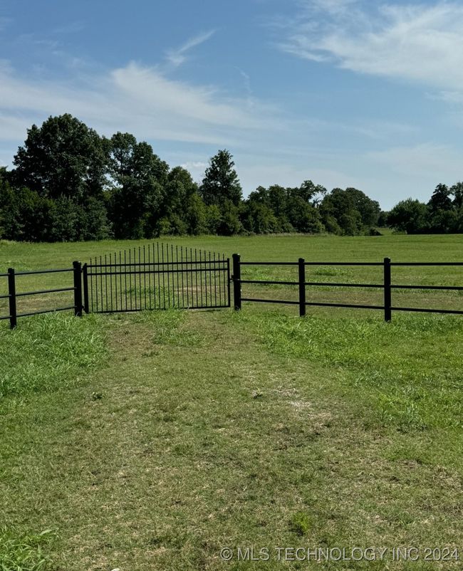 35820 Highway 33, Home with 0 bedrooms, 0 bathrooms and null parking in Mannford OK | Image 5