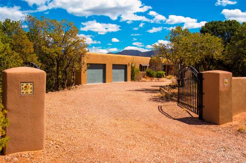 1029 Mansion Ridge Rd, Santa Fe, NM, 87501 | Card Image
