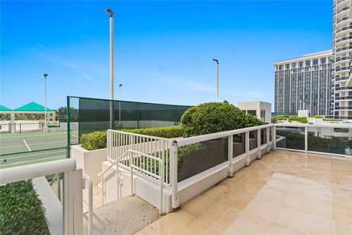 507-4775 Collins Ave, Miami Beach, FL, 33140-3262 | Card Image