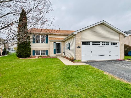 12375 Tippecanoe Pl, Crown Point, IN, 46307-7929 | Card Image