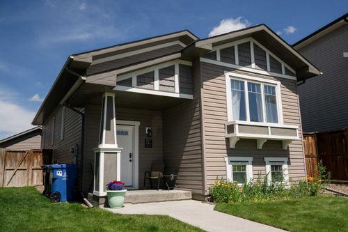 887 Keystone Meadows W, Lethbridge, AB, T1J5E2 | Card Image