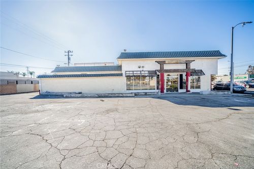 17812 Bellflower Blvd, Bellflower, CA, 90706-6614 | Card Image