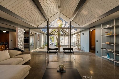 17136 Nanette St, Granada Hills, CA, 91344-1409 | Card Image