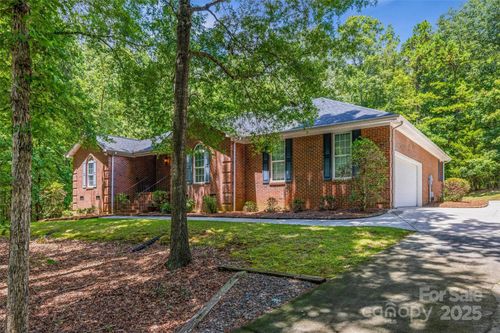 2950 Glenstone Dr, Rock Hill, SC, 29730-9501 | Card Image