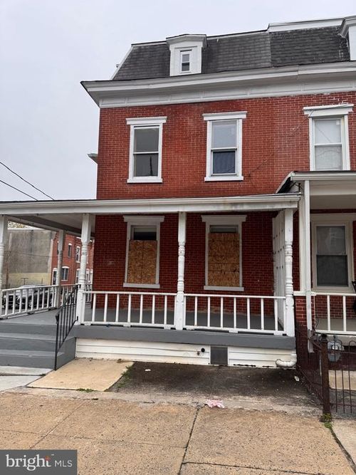 1010 N Lombard St, WILMINGTON, DE, 19801-4028 | Card Image