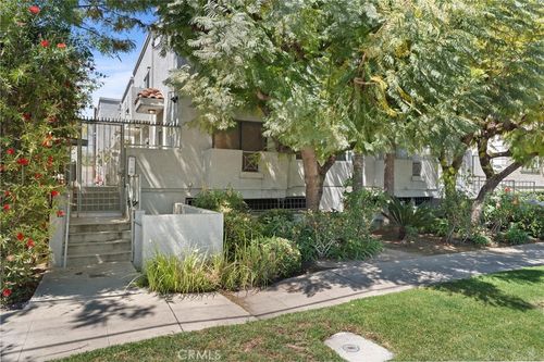 1-15153 Burbank Blvd, Van Nuys, CA, 91401 | Card Image