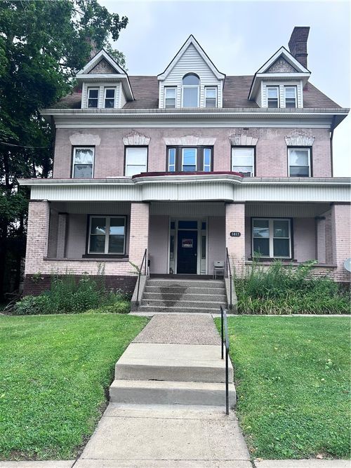 3-5807 Bartlett St, Squirrel Hill, PA, 15217-1634 | Card Image