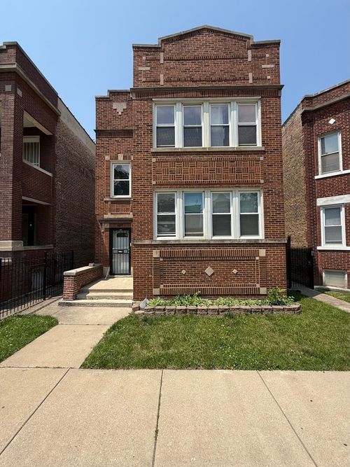 7544 Sangamon St, Chicago, IL, 60620-3800 | Card Image