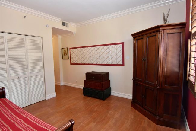 APT-109 - 1155 Hillsboro Mile, Condo with 2 bedrooms, 3 bathrooms and null parking in Hillsboro Beach FL | Image 27