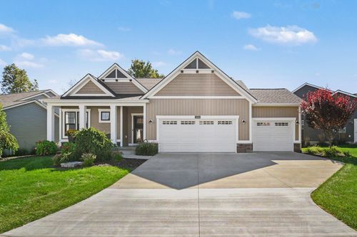 7-3104 Brayridge Dr, Jenison, MI, 49428-7801 | Card Image