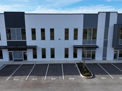 11and12-8716 Dewdney Trunk Rd, Mission, BC, V2V6Y2 | Card Image