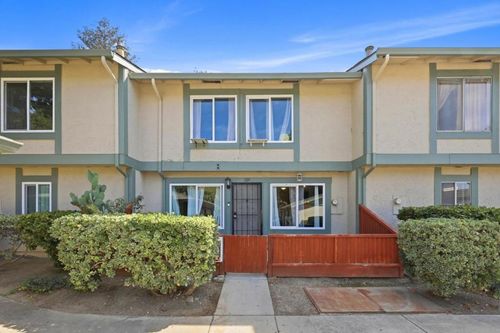 725 Balfour Dr, San Jose, CA, 95111-1160 | Card Image
