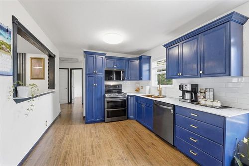 8890 Lexington Ave, De Soto, KS, 66018-9169 | Card Image
