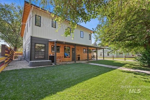 750 S 3rd W, Mountain Home, ID, 83647-3409 | Card Image