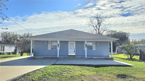 150 Forest Drive, Belle Chasse, LA, 70037 | Card Image