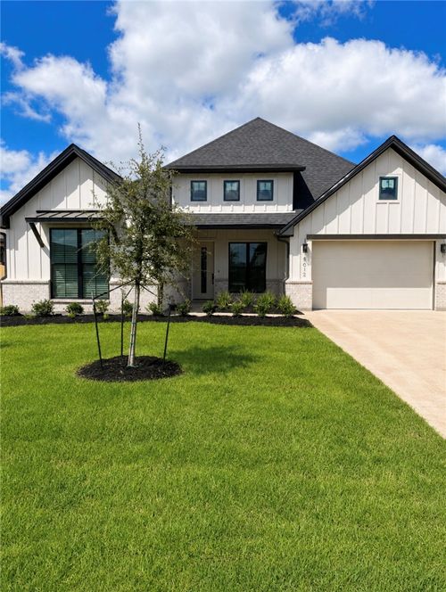5012 Royal Arch Dr, Bryan, TX, 77802-2695 | Card Image