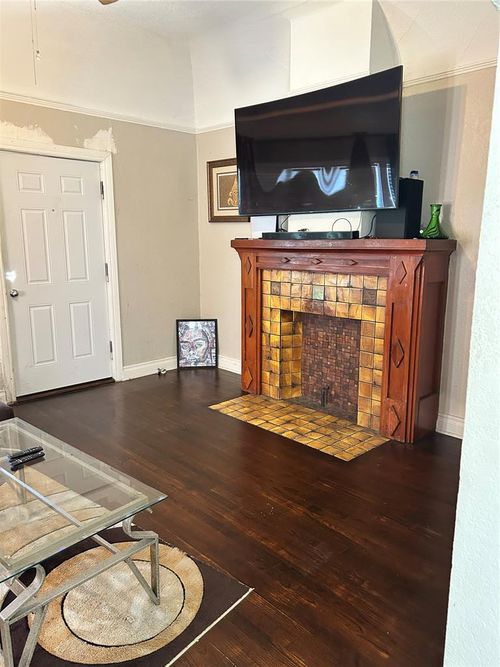 2541 Nw 11th St, Oklahoma City, OK, 73107-5411 | Card Image