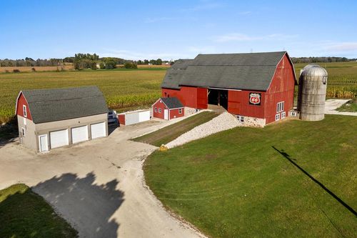 8226 Wilharms Road, Newton, WI, 54220 | Card Image