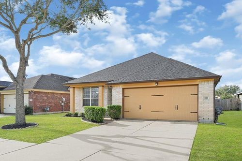 1907 Caldbeck Lane, Fresno, TX, 77545 | Card Image