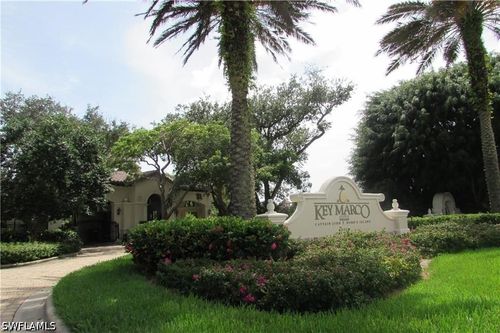 816 Whiskey Creek Dr, MARCO ISLAND, FL, 34145-1711 | Card Image